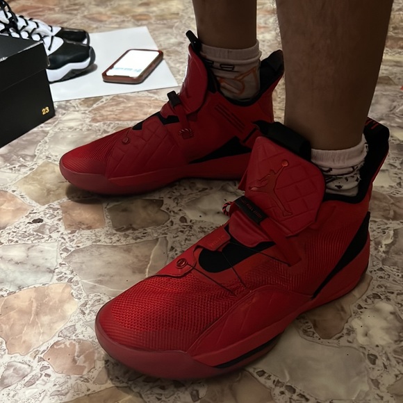 Jordan XXXIII
University Red - Picture 2 of 5